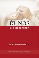Él Nos Dió su Corazón (Tapa Rústica)